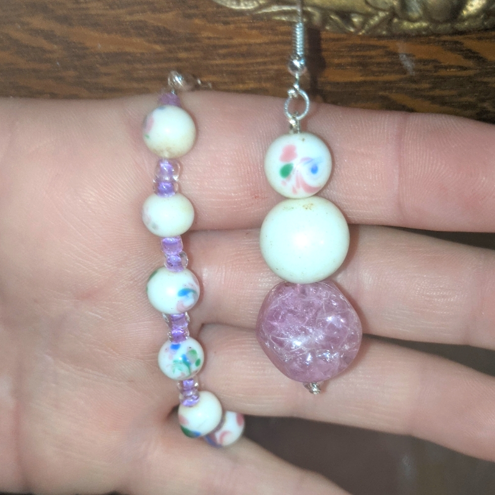 Bracelet and earrings